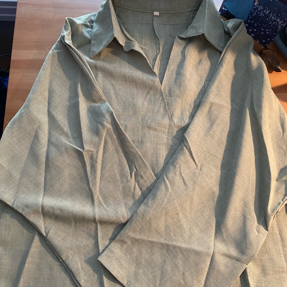 Handmade Green linen top🍃 Made in Guatemala 🇬🇹